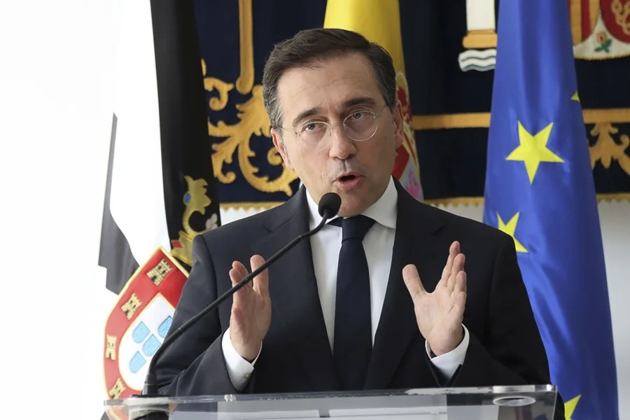 Albares destaca la voluntad de Marruecos para la devolución de todos los inmigrantes de Ceuta
