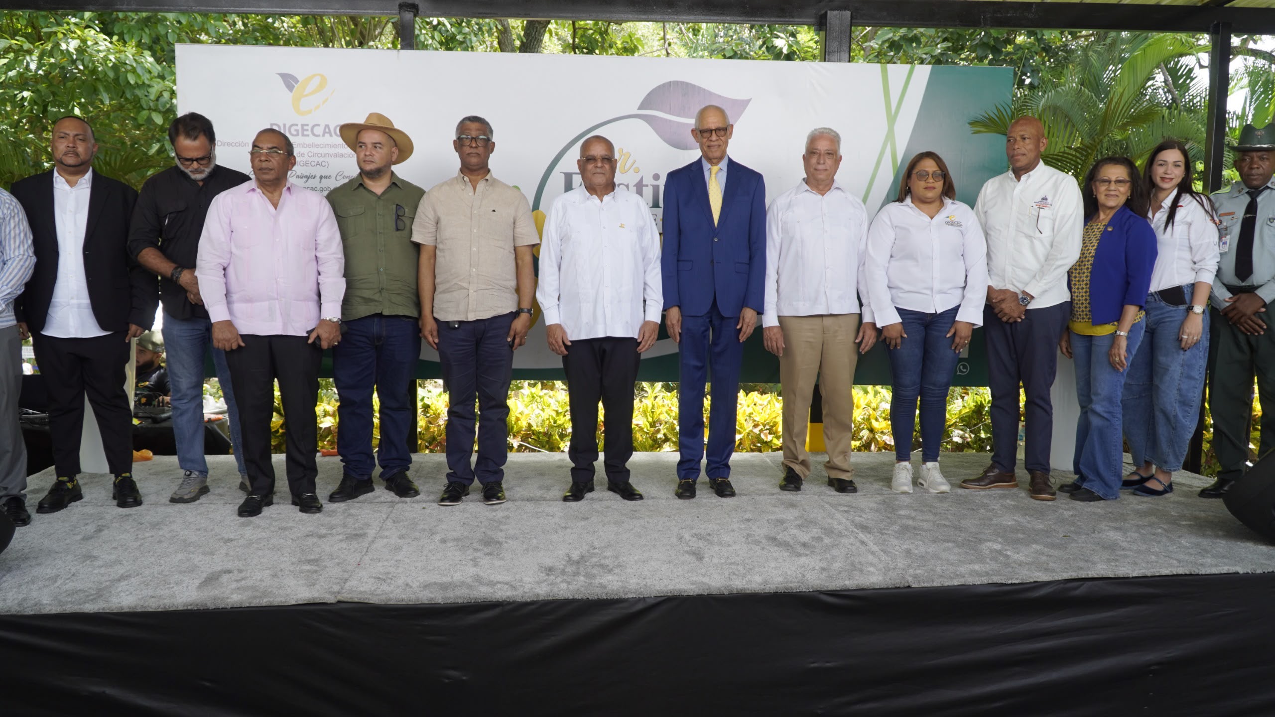 DIGECAC inaugura Primer Festival de Plantas con la entrega gratuita de más de 10,000 especies