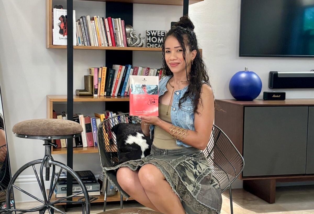 De Santiago a 4,000 librerías de España: Biencar Pilod Luciano publica la novela que interroga el sueño de emigrar