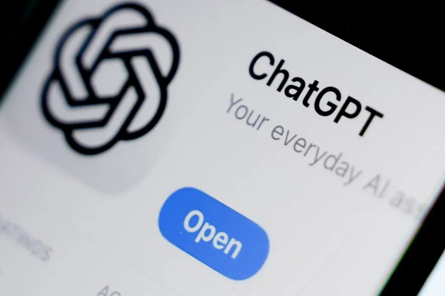OpenAI, Hugging Face y un centenar de entidades alertan sobre ciberataques con IA OpenAI, Hugging Face y un centenar de entidades alertan sobre ciberataques con IA