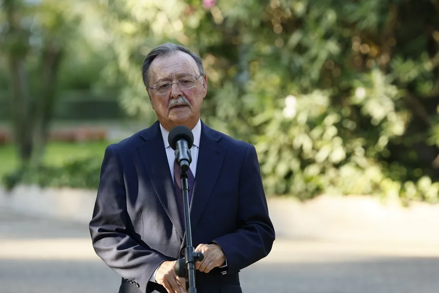 El presidente de Ceuta reclama un plan estatal para normalizar la ciudad autónoma y expulsar a quienes entraron El presidente de Ceuta reclama un plan estatal para normalizar la ciudad autónoma y expulsar a quienes entraron