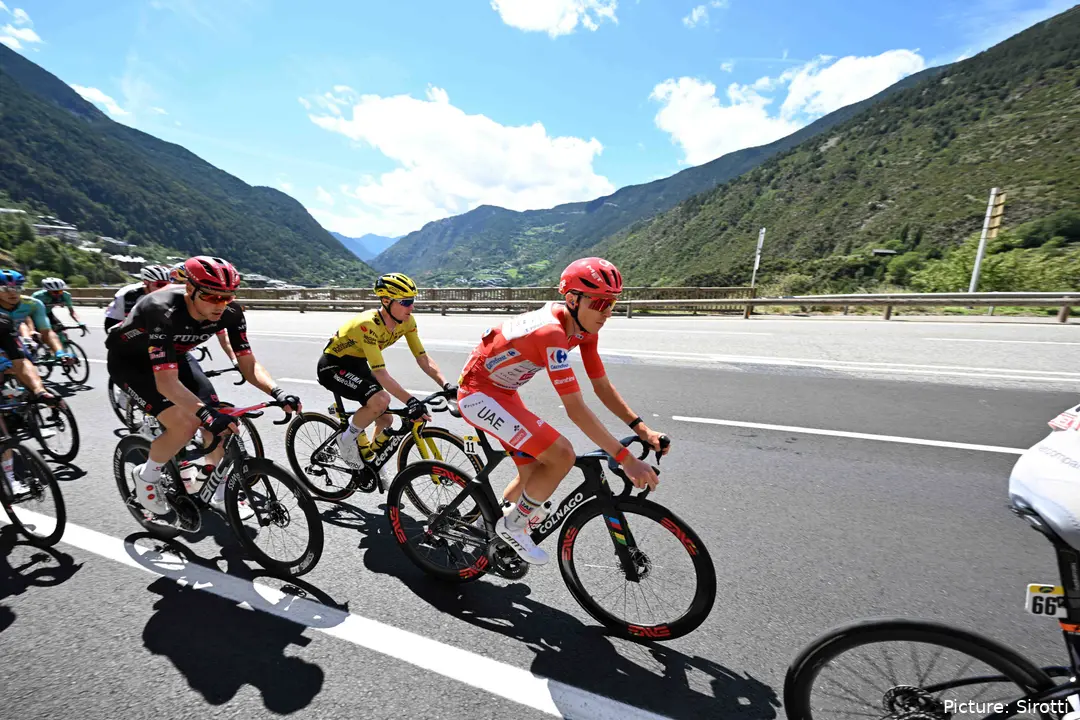 BIELAS HUMANAS: Salvo accidente o enfermedad, Tadej Pogacar ganará la Vuelta a España 2026 BIELAS HUMANAS: Salvo accidente o enfermedad, Tadej Pogacar ganará la Vuelta a España 2026