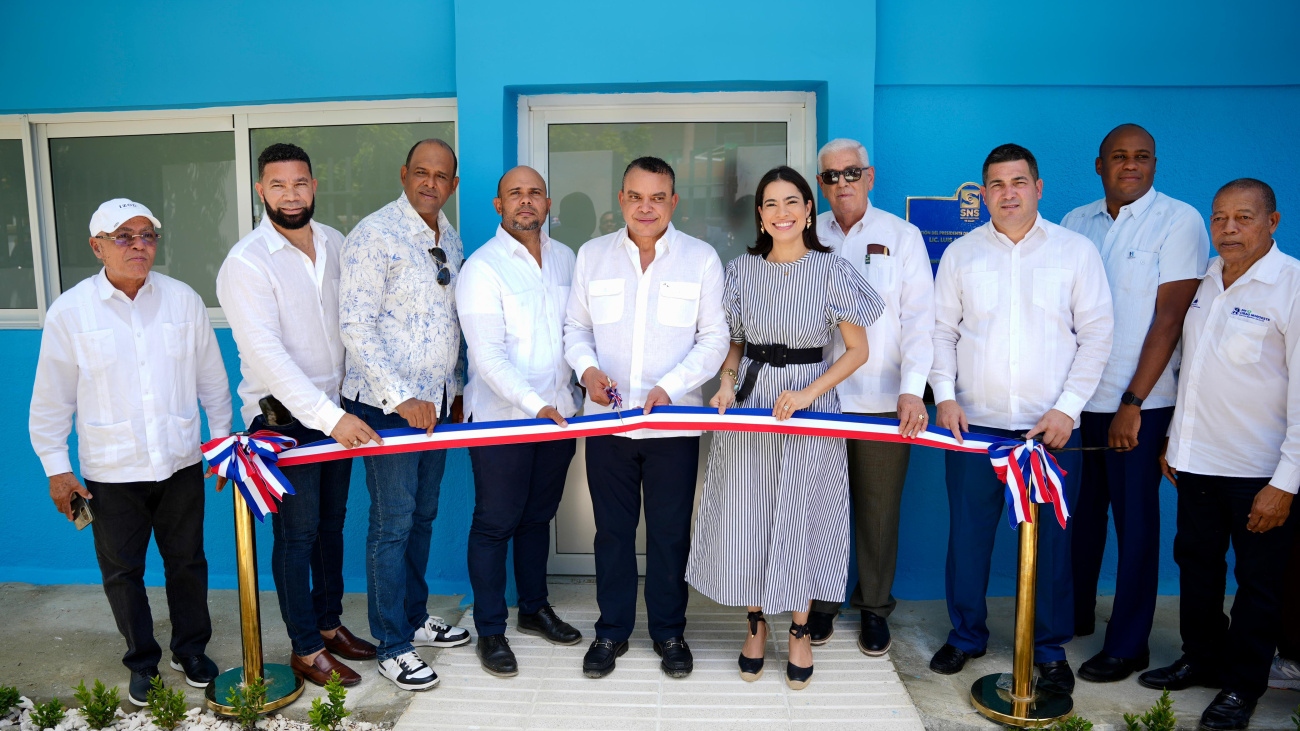 SNS entrega renovado el Centro de Primer Nivel Villa Sinda en Montecristi