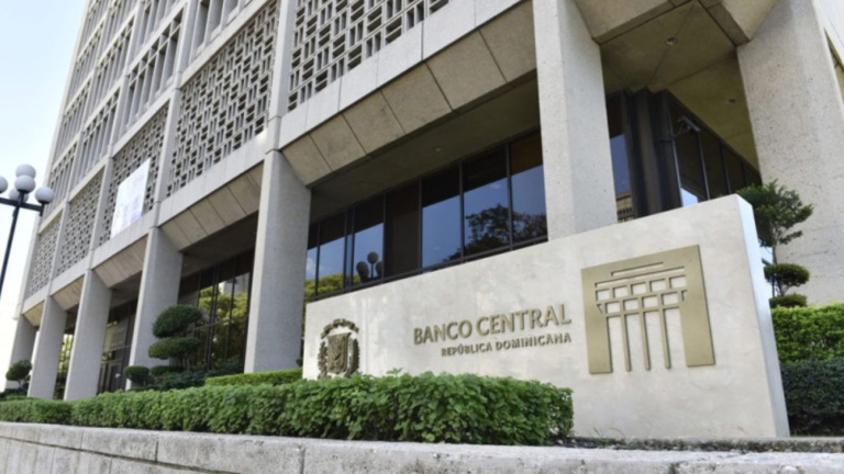 BCRD informa que el total de ocupados alcanzó 5,271,005 en abril-junio del 2026, para una expansión de 147,456 nuevos ocupados netos BCRD informa que el total de ocupados alcanzó 5,271,005 en abril-junio del 2026, para una expansión de 147,456 nuevos ocupados netos