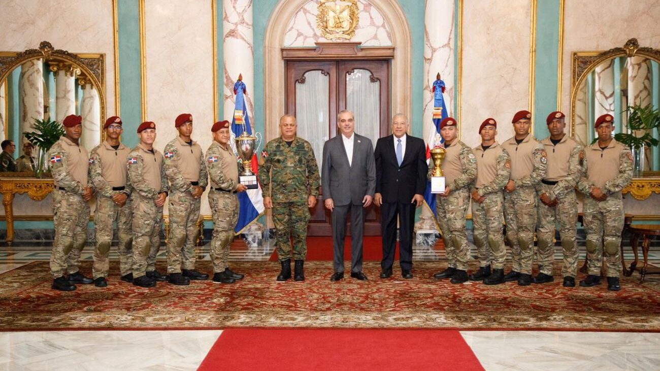 Presidente Abinader recibe y felicita en el Palacio Nacional a campeones dominicanos de Fuerza Comando Paraguay 2026; asegura que el país “pasó de la retaguardia a la vanguardia”