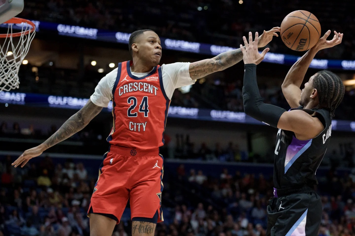 Los Pelicans y los Grizzlies intercambian a los ex jugadores de primera ronda Jordan Hawkins y AJ Johnson en un traspaso que involucra a varios jugadores