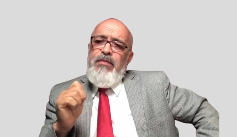 Tribunal impone un año de prisión suspendida a Ángel Martínez tras acuerdo abreviado en caso de difamación Tribunal impone un año de prisión suspendida a Ángel Martínez tras acuerdo abreviado en caso de difamación