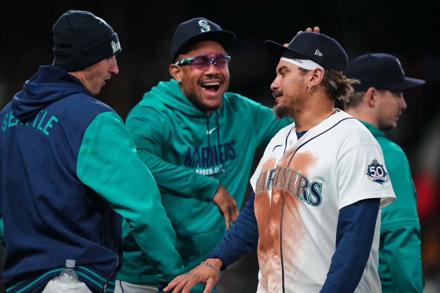 Taylor Ward impulsa la carrera de la ventaja, JP Crawford conecta un jonrón de dos carreras y los Marineros vencen a los Angelinos de Los Ángeles 8-4