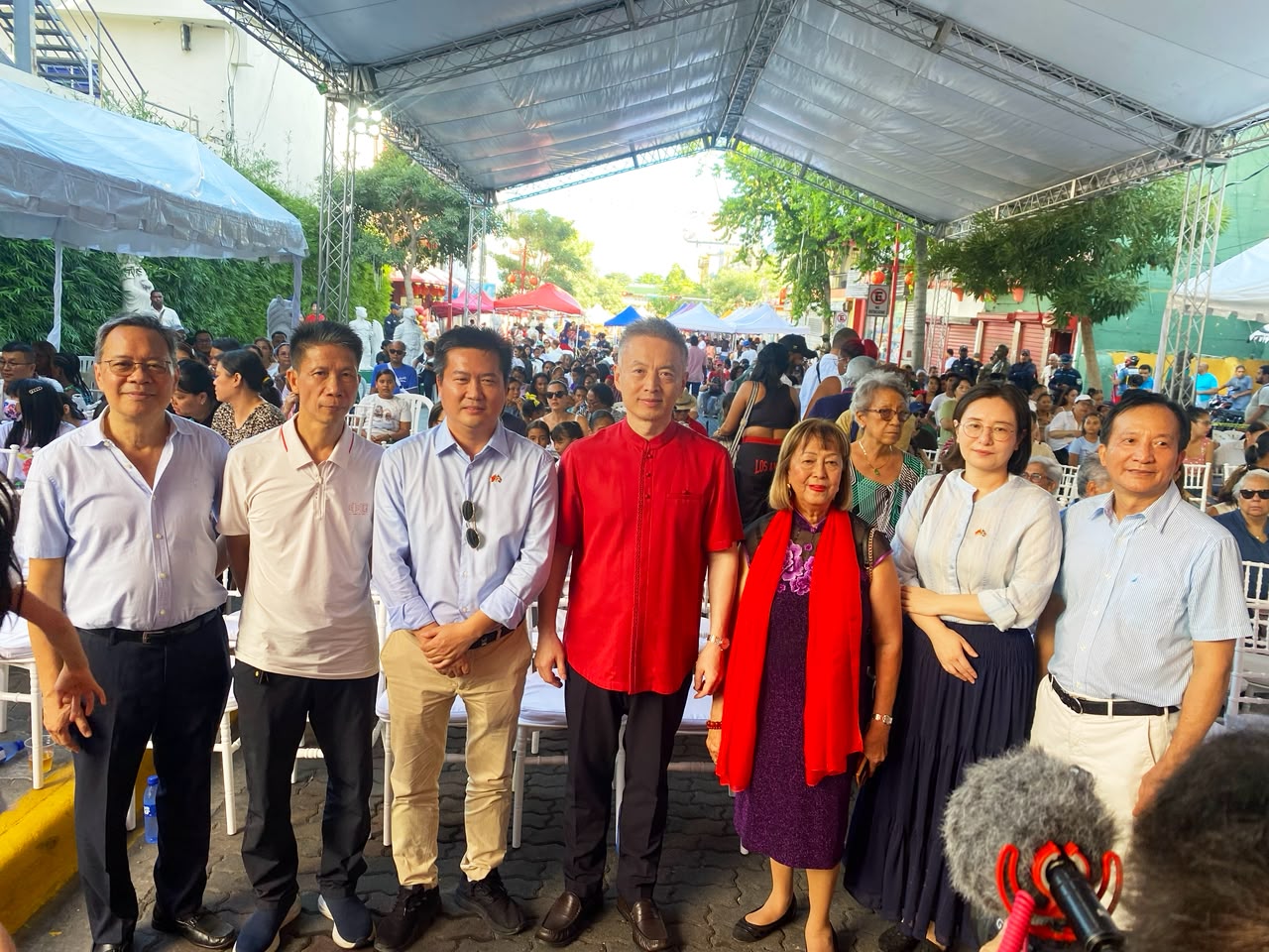Festival de Medio Otoño reúne a la comunidad china y dominicana en el Barrio Chino de Santo Domingo