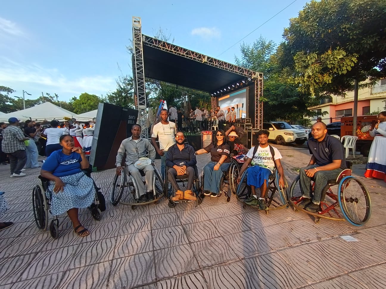 Edén Carvajal llama a autoridades de SDO a mejorar accesibilidad para personas con discapacidad.