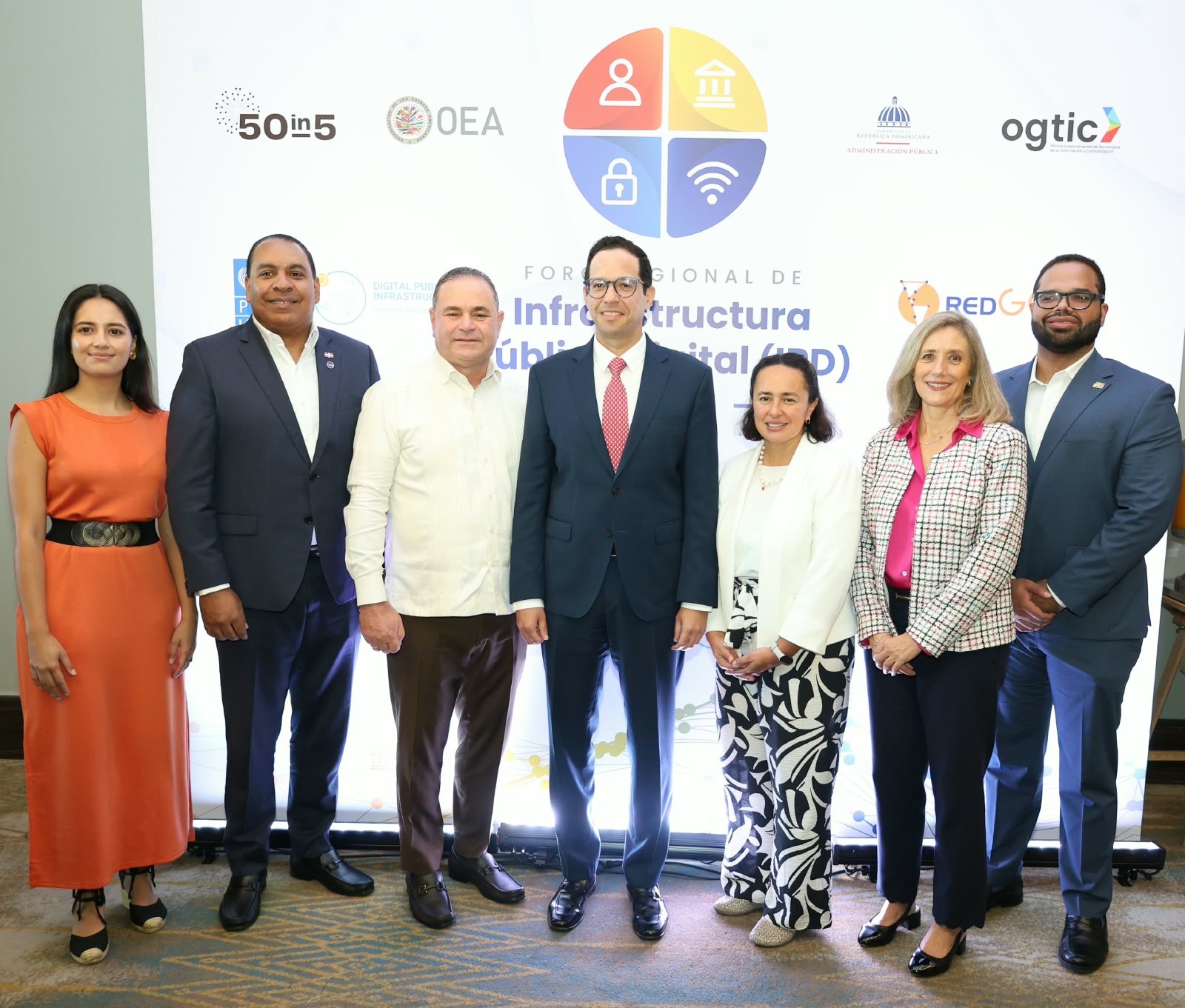Ministro Freund afirma infraestructuras públicas digitales son el puente de la transformación del Estado