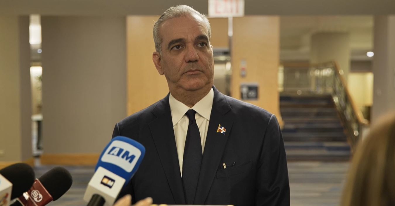 Presidente Abinader advierte a responsables de ataque contra Julián Oro Duro y su esposa: “Que se entreguen; si no, les va a ir peor”