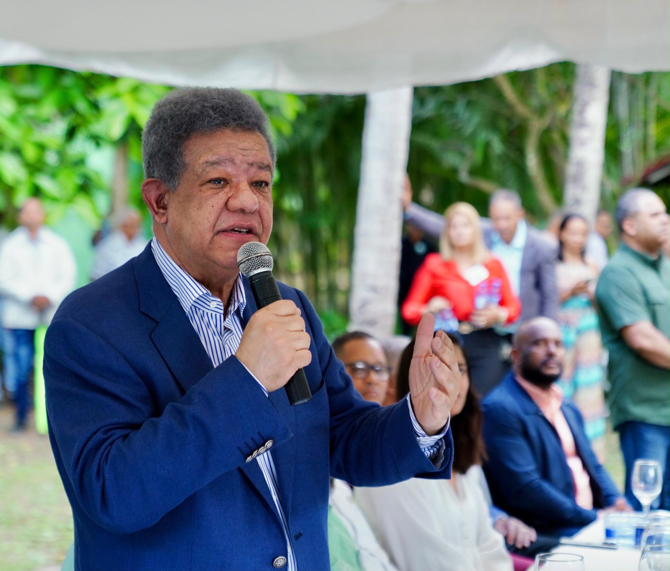 Precios de los alimentos aumentan con el PRM, asegura Leonel, porque “las importaciones agropecuarias se han duplicado” en perjuicio de productores nacionales