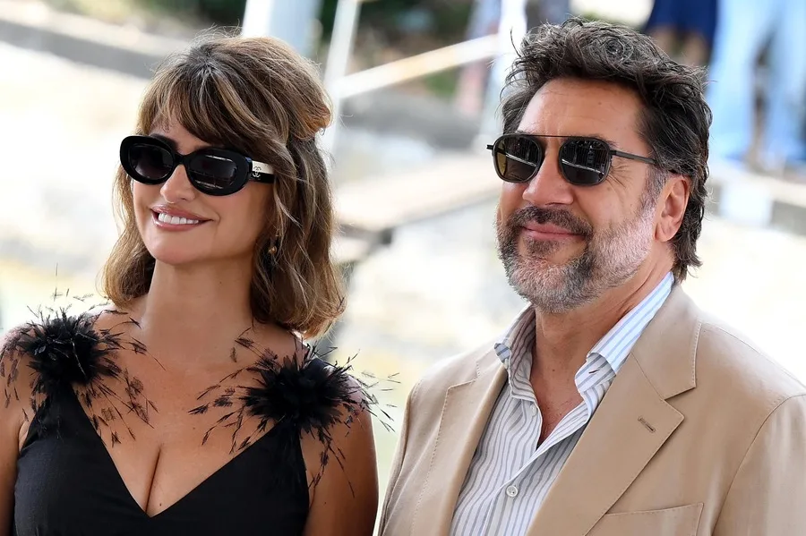 Bardem celebra en Venecia como «una victoria» que el cine español sea «tan respetado» Bardem celebra en Venecia como «una victoria» que el cine español sea «tan respetado»