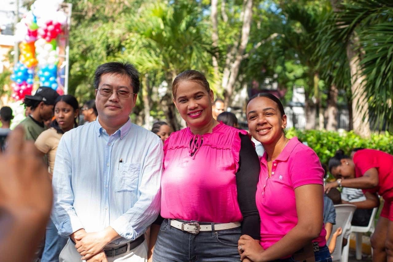 Mars Wang, el empresario chino que convirtió a La Romana en su hogar y la solidaridad en su misión