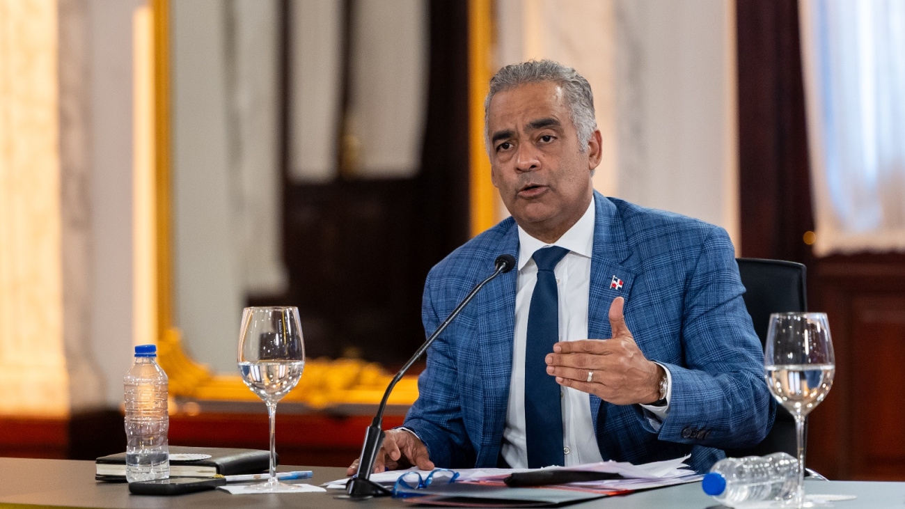 El Gobierno mantiene congelada la tarifa eléctrica y refuerza subsidios para proteger el bolsillo de los dominicanos