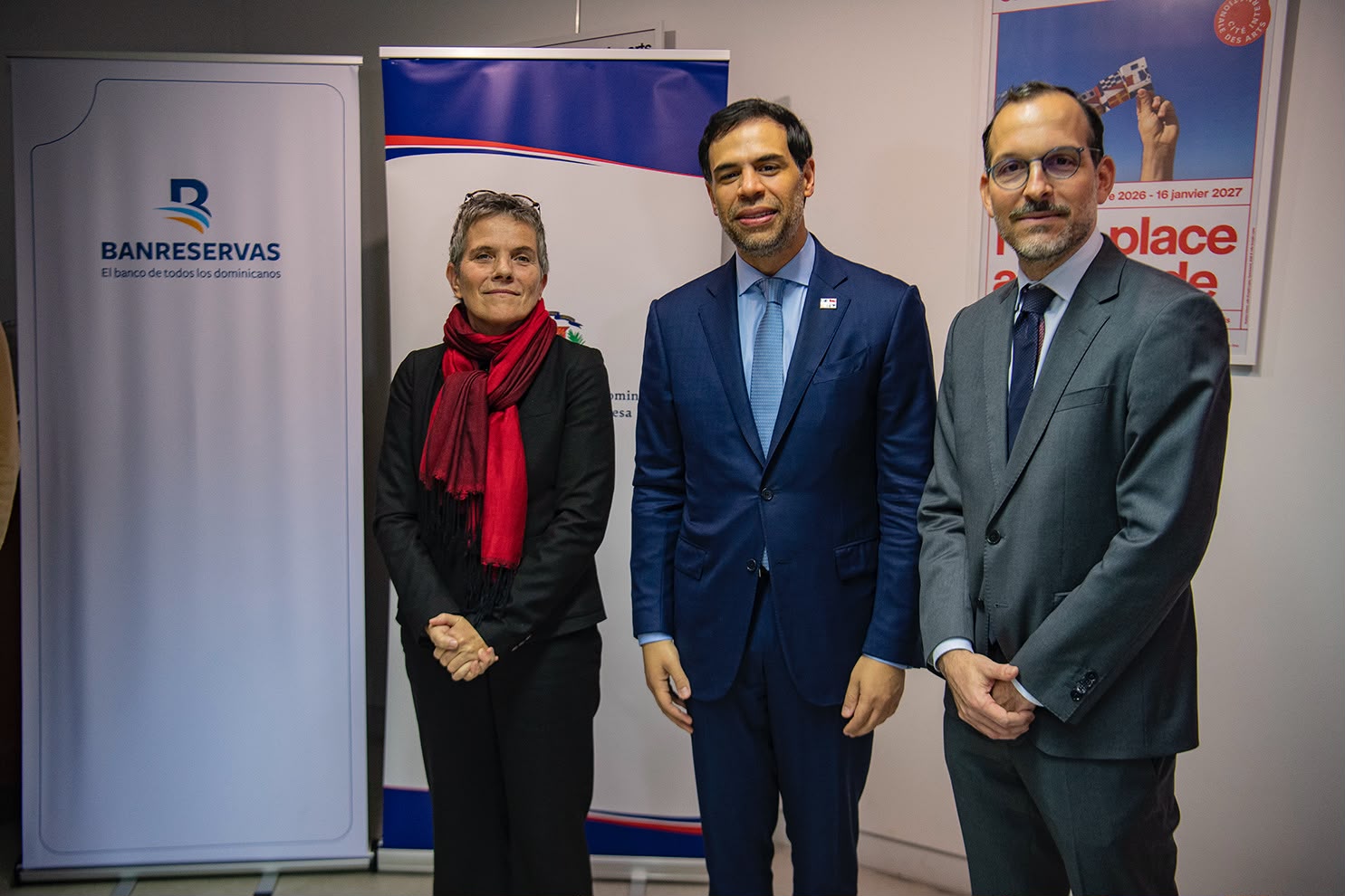 Banreservas otorga becas de residencia artística en París a dos creadores dominicanos