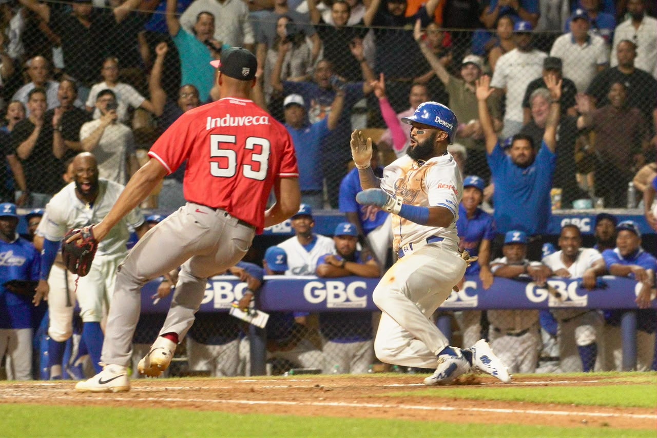 Emilio Bonifacio, nuevo rey de anotadas del equipo Tigres del Licey