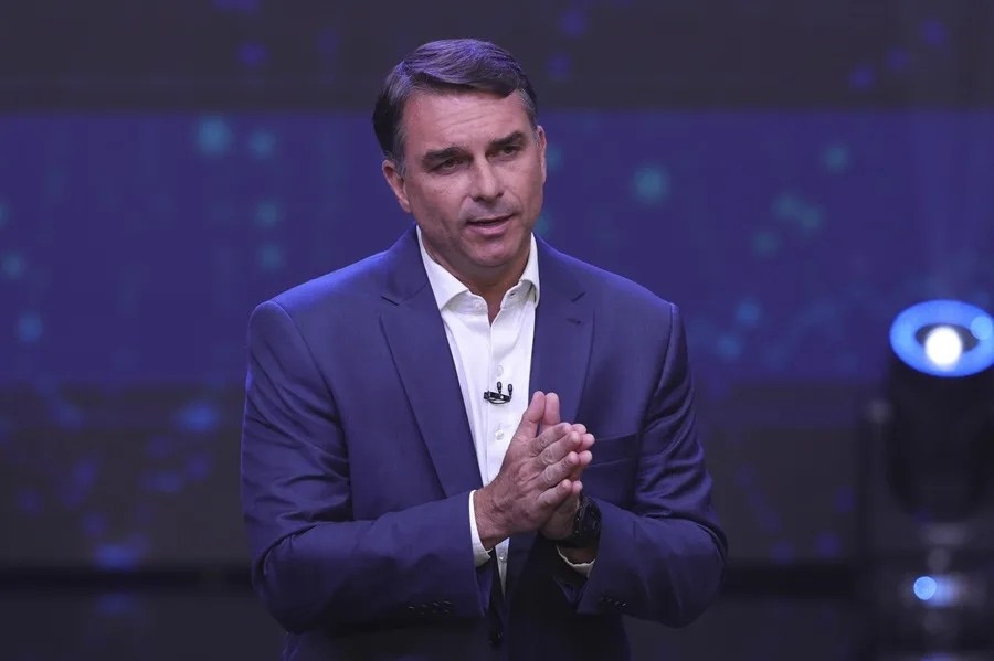 Brasil le pide explicaciones a Argentina por su papel en la fuga de Flávio Bolsonaro