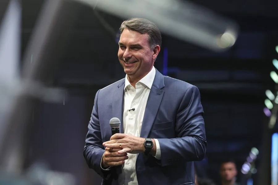 Las urnas en Brasil también decidirán entre si Jair Bolsonaro continúa detenido o si es liberado