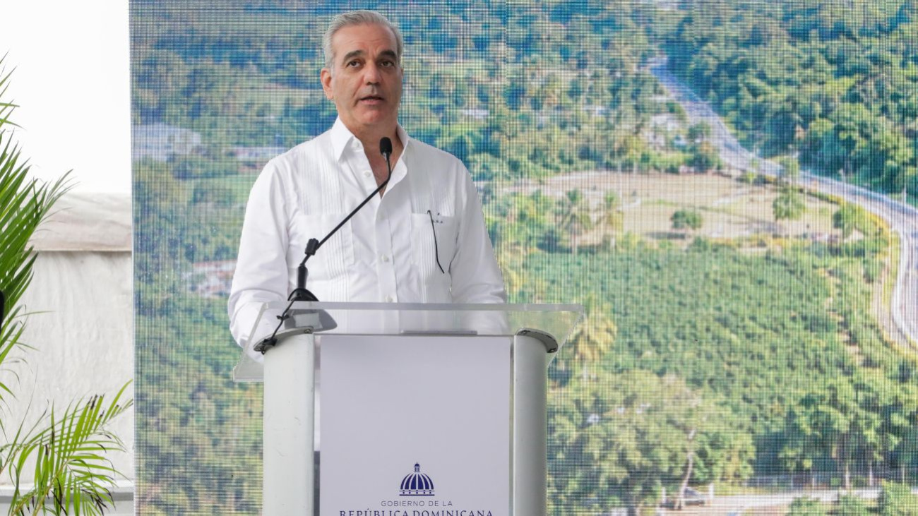 Presidente Abinader lanza reto: “Vamos a comparar 20 años contra 6” al destacar obras ejecutadas por su Gobierno provincia por provincia