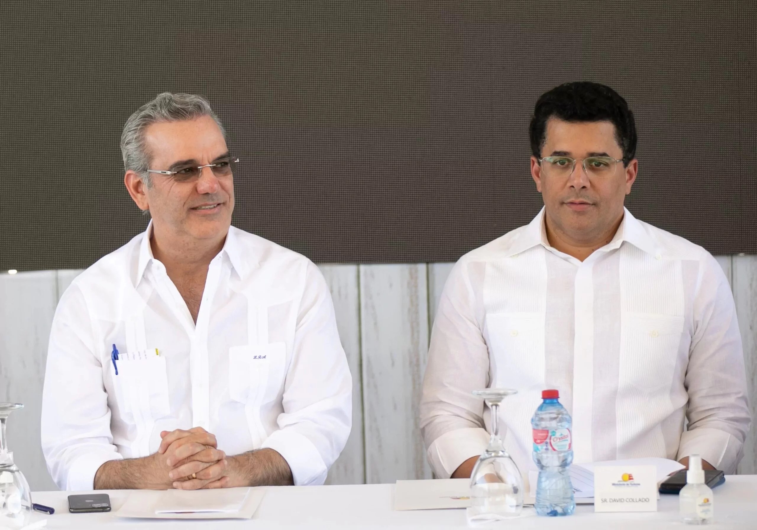 Más de la mitad aprueba a Abinader y David Collado lidera la carrera hacia 2028, según CID Latinoamérica