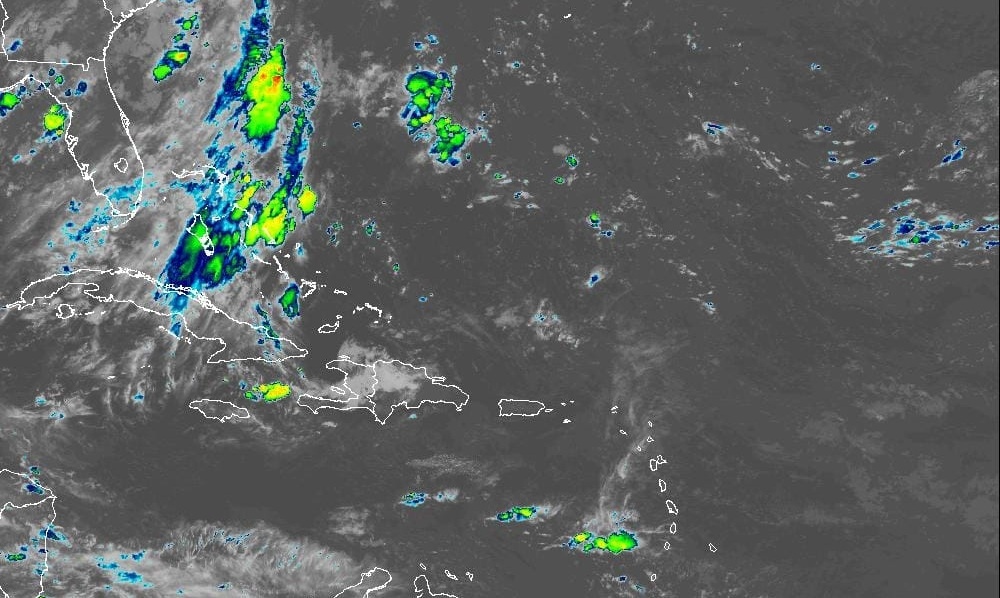 Indomet prevé aguaceros, tormentas eléctricas y ráfagas de viento por onda tropical