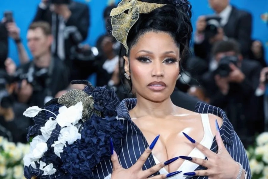 Nicki Minaj y la gobernadora de Nueva York se lanzan ataques en la recta final para las elecciones de medio mandato Nicki Minaj y la gobernadora de Nueva York se lanzan ataques en la recta final para las elecciones de medio mandato