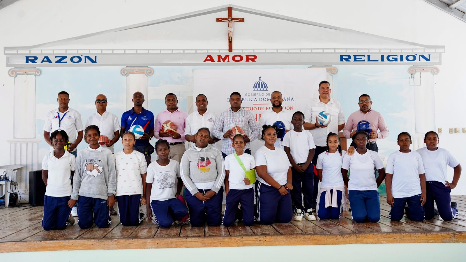 INEFI acelera su despliegue nacional con entrega de utilería deportiva y kits en Nagua, Bánica y Las Matas de Farfán
