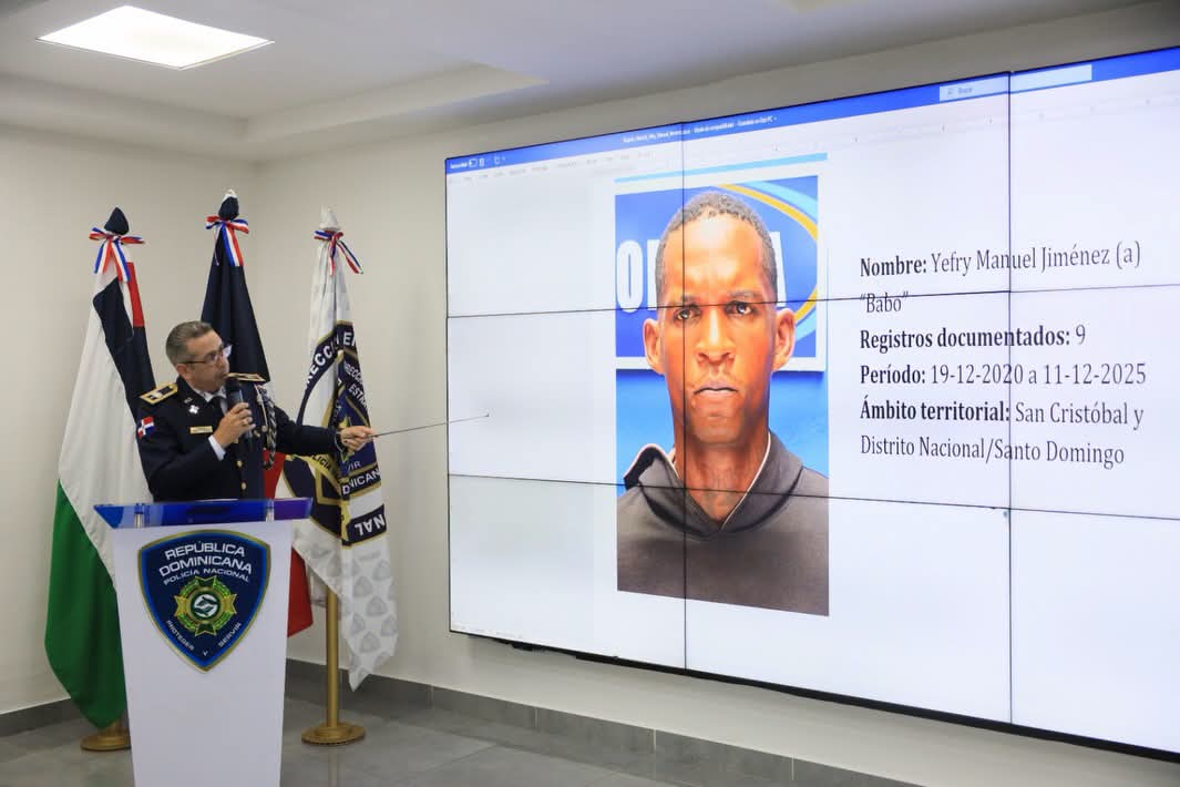 Policía captura en Haina autor de robo con violencia contra Kenny Grullón y recupera pertenencias sustraídas.