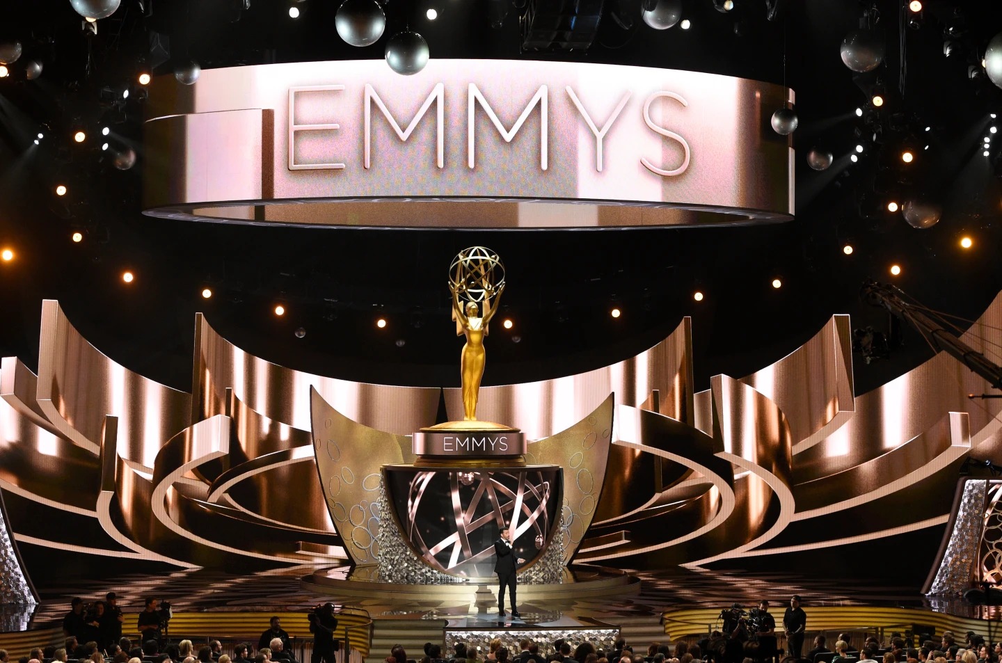 Los premios Emmy se trasladarán a Prime Video en 2027 en virtud de un acuerdo de 6 años entre Amazon y la Academia de Televisión