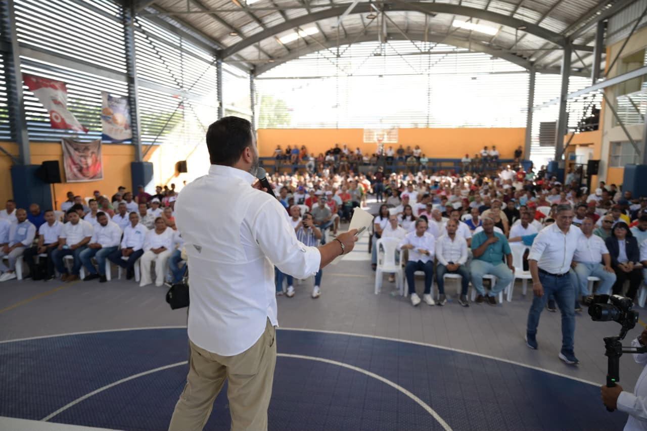 Comando municipal de David Collado en Santiago juramenta estructura de la Región Oeste II