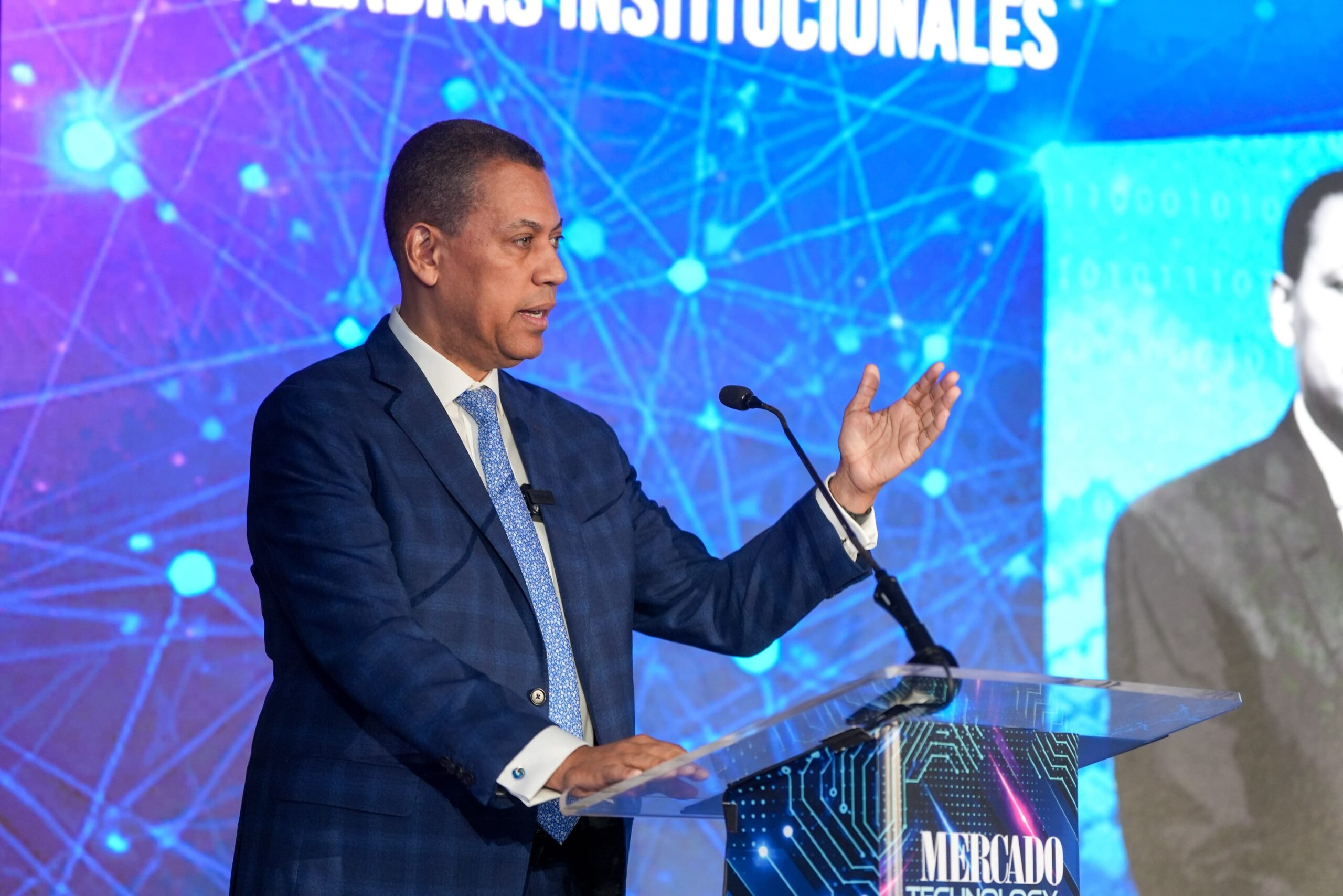 Presidente del Indotel llama a fortalecer conciencia sobre ciberseguridad ante más de 500 millones de ciberataques registrados en el país