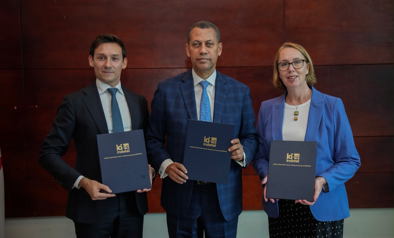 Indotel recibirá RD$44 millones para planificar frecuencias de telecomunicaciones en el país Indotel recibirá RD$44 millones para planificar frecuencias de telecomunicaciones en el país