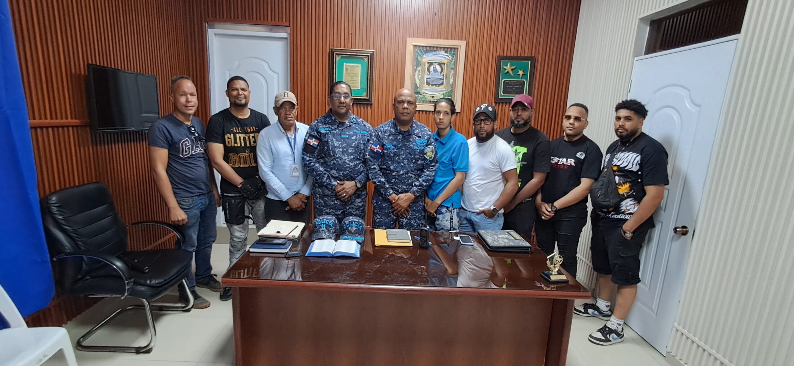 Policía Nacional fortalece lazos de amistad y trabajo con la prensa en la provincia Hermanas Mirabal.
