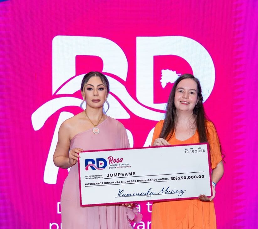 Iluminada Muñoz lanza “RD Rosa 2026” para promover la detección oportuna del cáncer