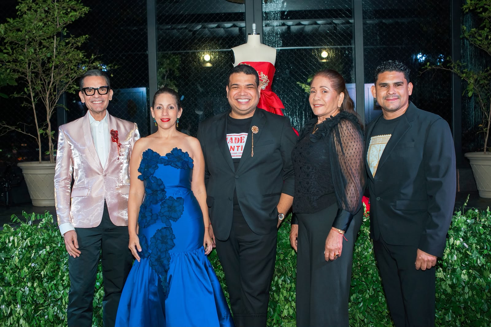 Rafael Rivero propone vestir a Santiago de moda, arte y memoria