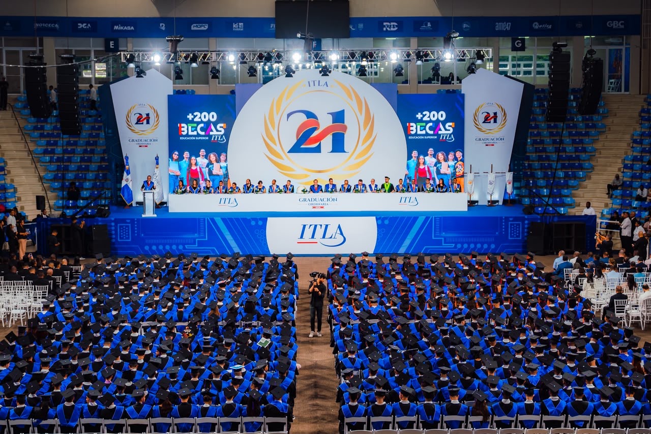 ITLA gradúa a 595 nuevos profesionales y refuerza su apuesta por la educación tecnológica