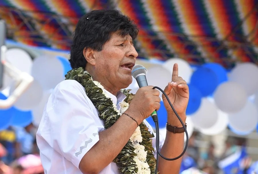 Evo Morales llama «corregidor español» a Rodrigo Paz por pedir ayuda internacional para capturarlo Evo Morales llama «corregidor español» a Rodrigo Paz por pedir ayuda internacional para capturarlo