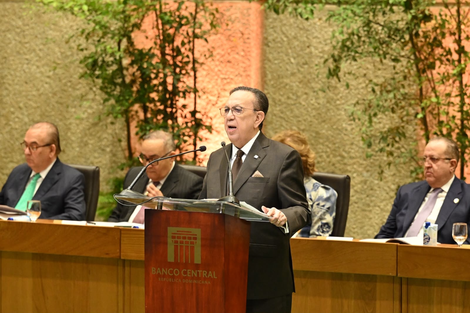 Banco Central anuncia pagos instantáneos para 2027 y destaca solidez del sistema financiero