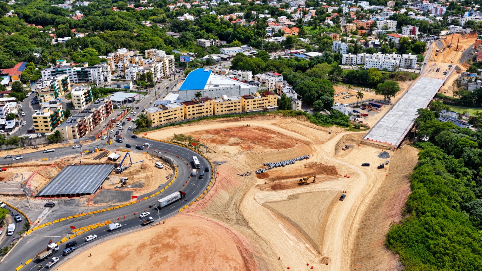 MOPC avanza construcción de viaducto y excavación de túnel en la avenida República de Colombia