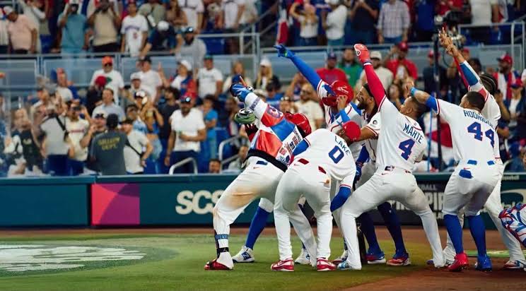 RD escala al octavo lugar del ranking mundial de béisbol